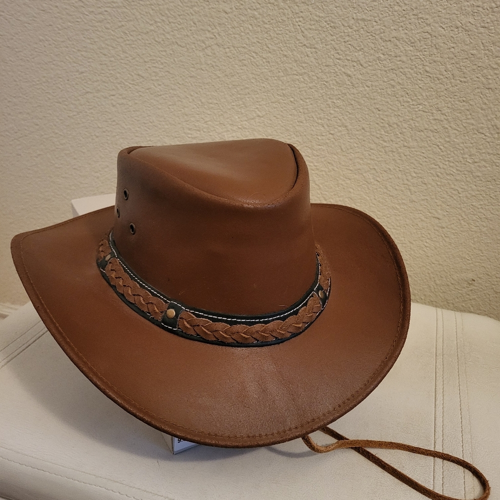 Leather Hat . Size M